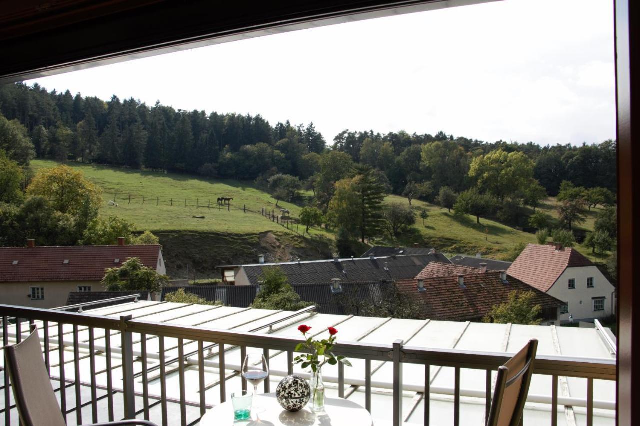 Kupfer-Dachl Hotel Katzelsdorf Exterior photo